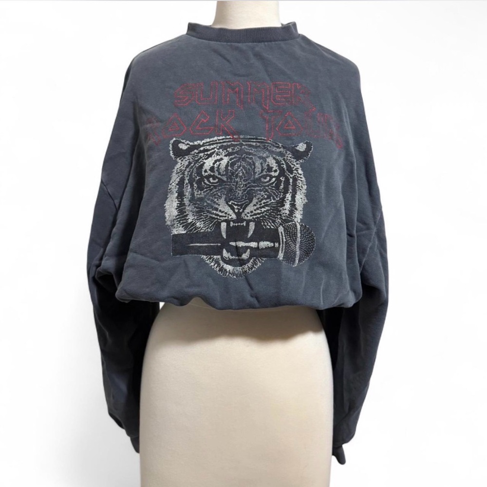 Gilded Intent Long sleeve Cropped Crewneck